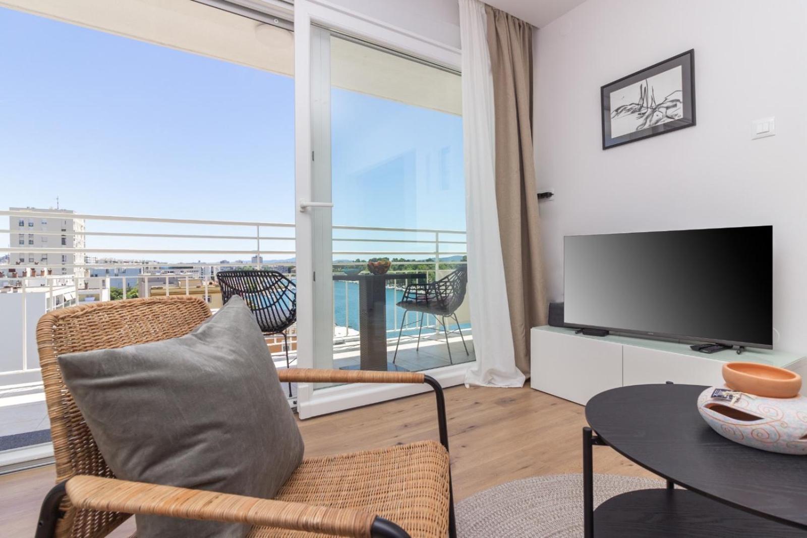 Sea View Mia Apartment Just Renovated 扎达尔 外观 照片